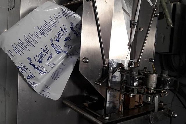 На Урале в колонии остановили молочный завод: в молоке заключенные греют руки