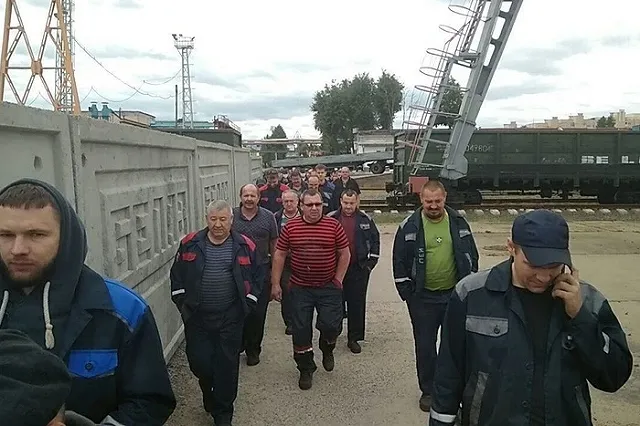 В Белоруссии начались забастовки на промышленных предприятиях и фабриках — видео