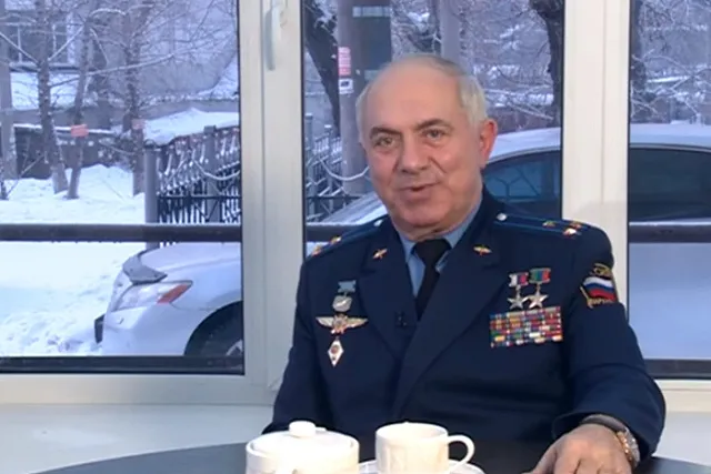 Скончался летчик-испытатель, Герой России Тайгиб Толбоев