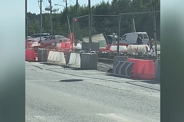 В Академическом водители стали ездить на красный свет