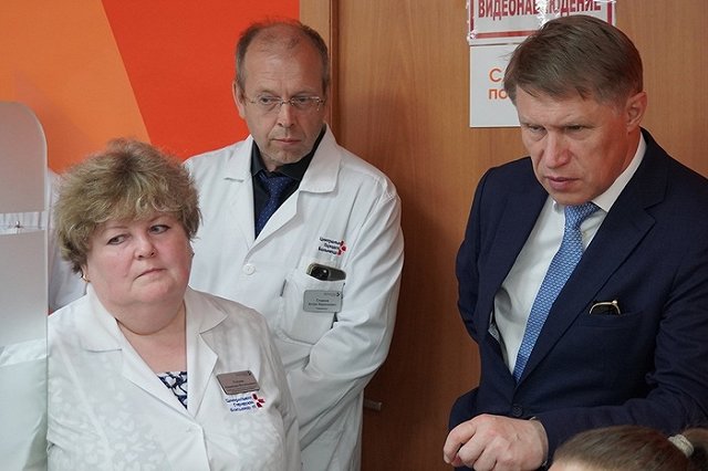В Екатеринбург приехал министр здравоохранения РФ Мурашко