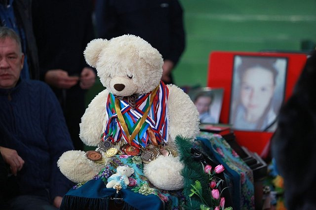 Тренера спортшколы, погибшую в ДТП в ХМАО, похоронят в Свердловской области