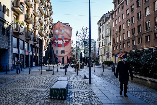 «O» — Отчаяние. «Уральские авиалинии» продают билеты в Милан и Тель-Авив