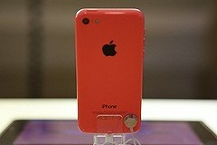 Айфон вспыхнул прямо в кармане американки