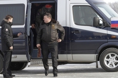 СМИ сообщили о присвоении Сердюкову звания Героя России