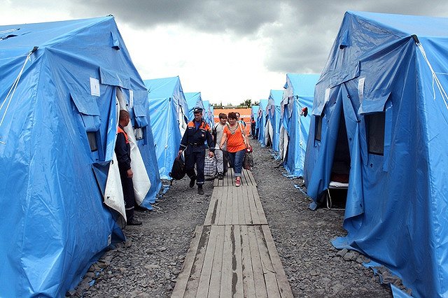 Для украинских военных, перешедших на территорию РФ, развернули лагерь