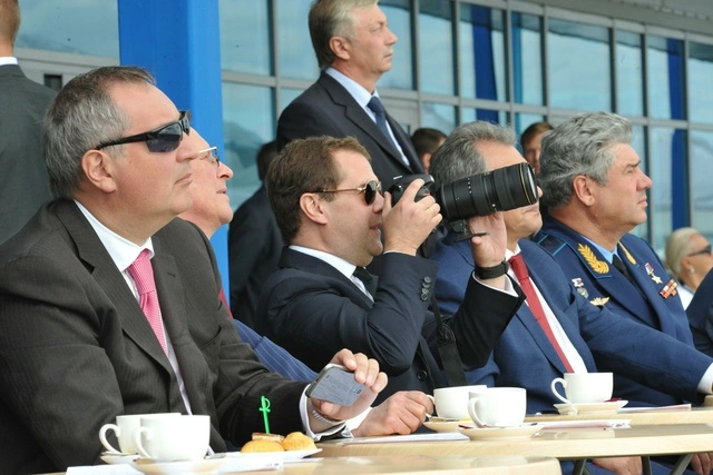 На Полевском тракте перед проездом премьера царит небывалая чистота