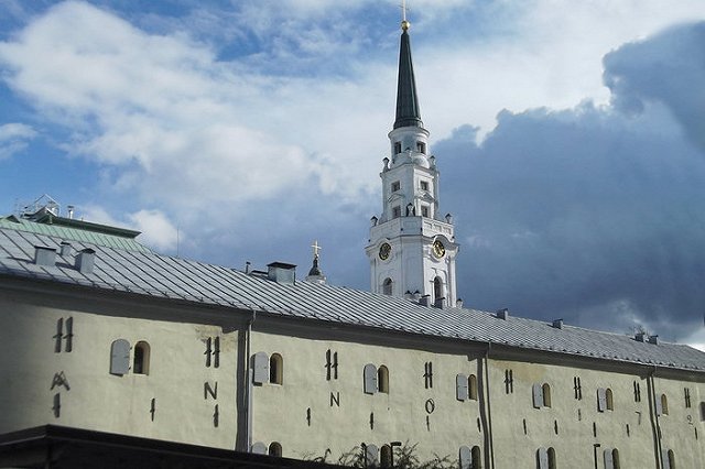 В Кремле назвали «кондовой пропагандой» заявления о России в Прибалтике