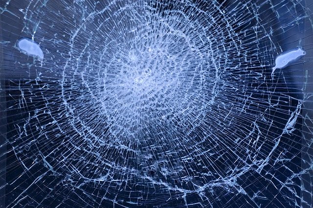 В центре Екатеринбурга один водитель напал на другого с топором