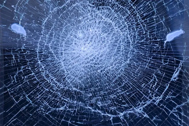 В центре Екатеринбурга один водитель напал на другого с топором