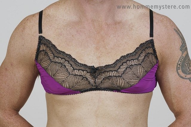 Австралийские дизайнеры выпустили кружевное мужское белье (ФОТО)