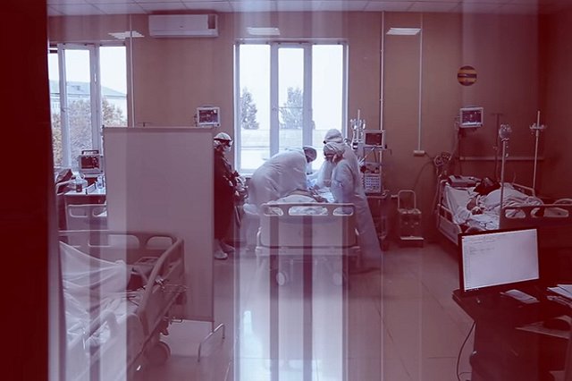 Попова назвала ситуацию с COVID-19 в России напряженной