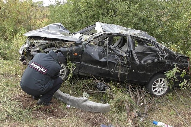 «Отмечали сбор картофеля». Число погибших в аварии под Алапаевском увеличилось
