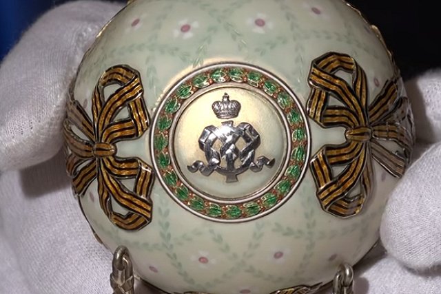 Немецкая полиция, обыскивая «виллу Усманова», нашла, предположительно, яйца Фаберже