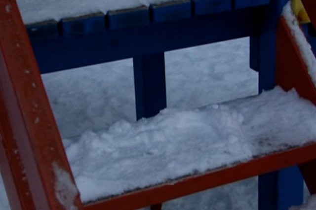 Семья погибшей на горке 4-летней девочки требует с детского сада 13 миллионов рублей