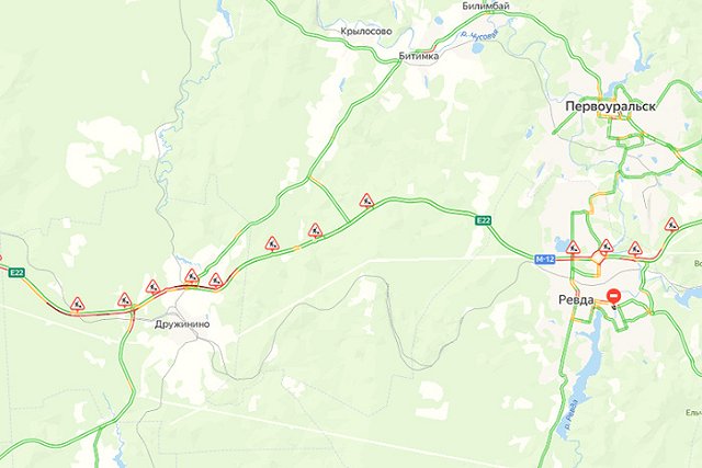 Сил никаких нет: свердловчане снова жалуются на многочасовые пробки на Пермском тракте
