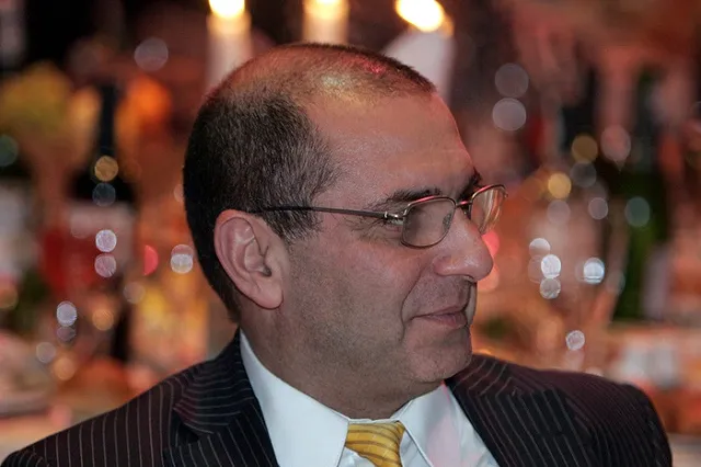 Глава банковской ассоциации: Власть и банки не обязаны помогать ипотечникам