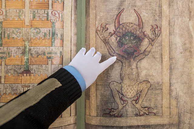 Ученые выяснили, что Шигирский идол является древнейшим изображением дьявола