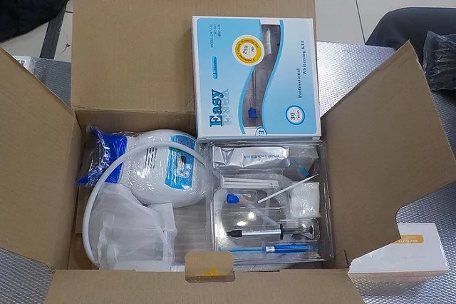 В Кольцово у пассажиров из Китая изъяли медицинское оборудование