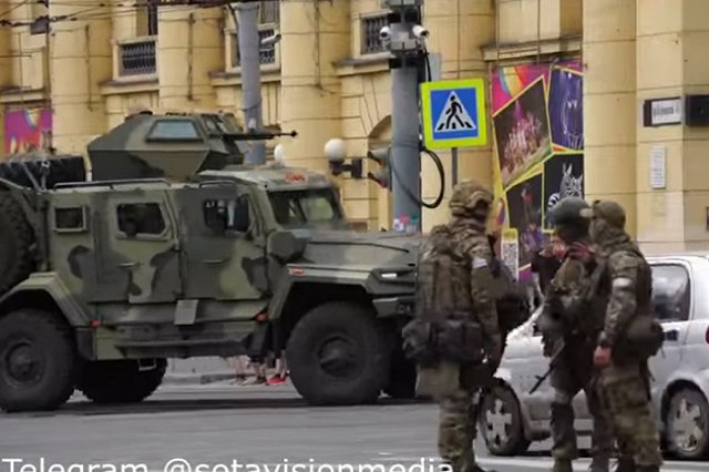 В день мятежа к уральцам, подписавшим контракт с ЧВК «Вагнер», пришли оперативники