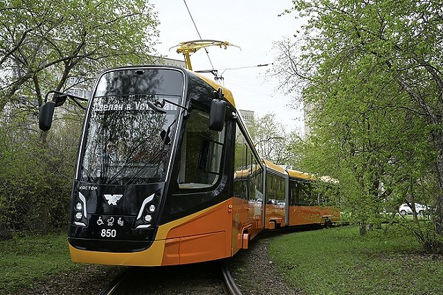 В Екатеринбурге еще на одном маршруте заметили новые трамваи