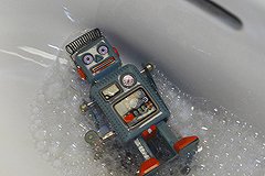 Компьютеру впервые удалось притвориться человеком