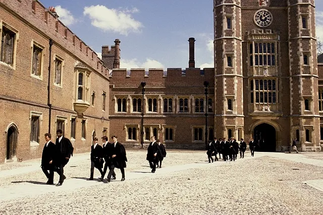 СМИ рассказали о встрече Путина с учениками элитного британского колледжа