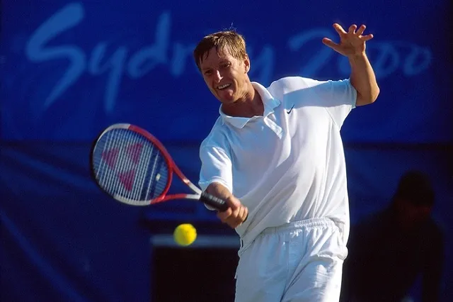 Дочь Кафельникова обратилась к отцу через Twitter