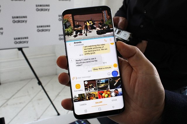 Названы лучшие смартфоны 2017 года