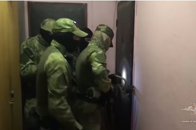 Лефортовский суд Москвы арестовал российского политолога по делу о госизмене