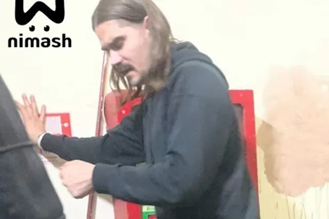 Лидера группы The Hatters обвинили в пьяном дебоше и угрозах ножом