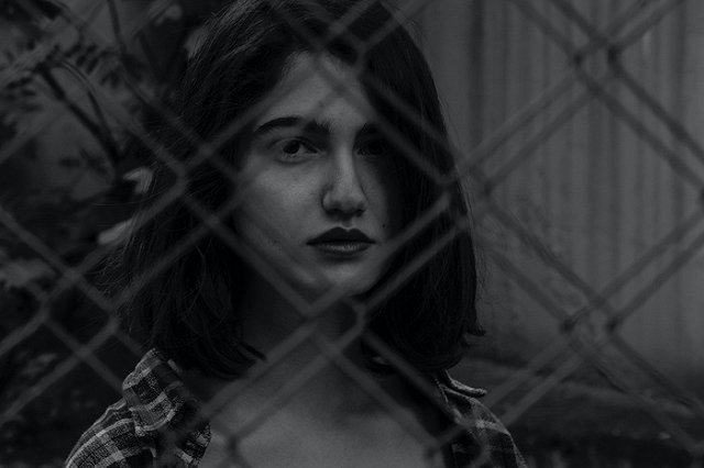 Свердловский помощник прокурора занимался оральным сексом с осуждённой за обещание помочь с УДО