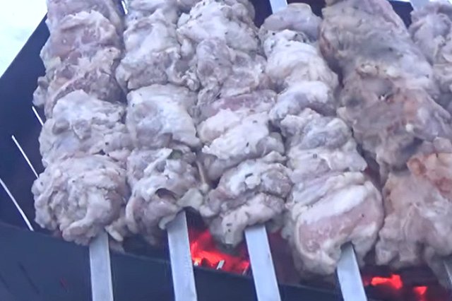 В Свердловской области разрешили мангалы, но — только общепиту