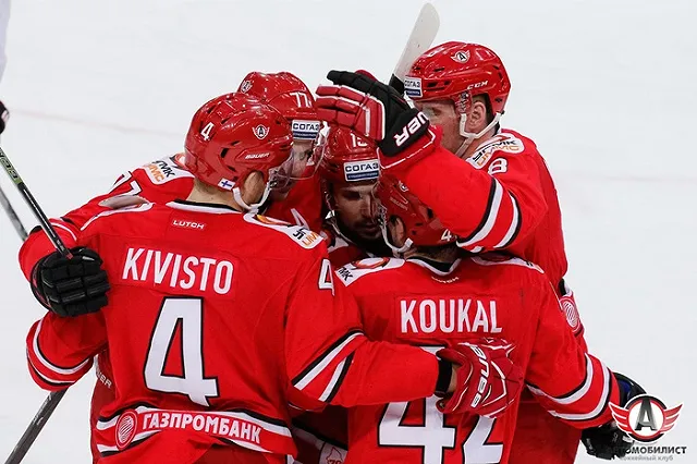 «Автомобилист» разгромил аутсайдера Востока