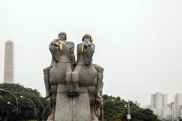 На трассе М5 «Урал» испытают разметку, от которой автомобили трясет