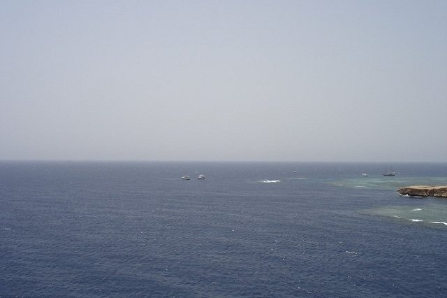 Пассажиры рейса в Екатеринбург застряли в аэропорту Хургады на 20 часов