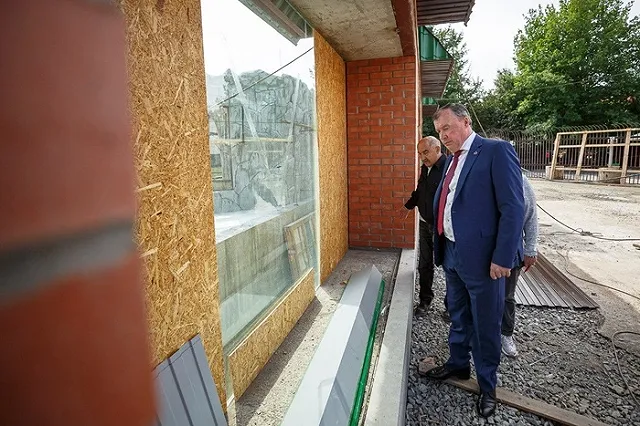 После гибели Умки в зоопарке Екатеринбурга строят новый вольер для белых медведей