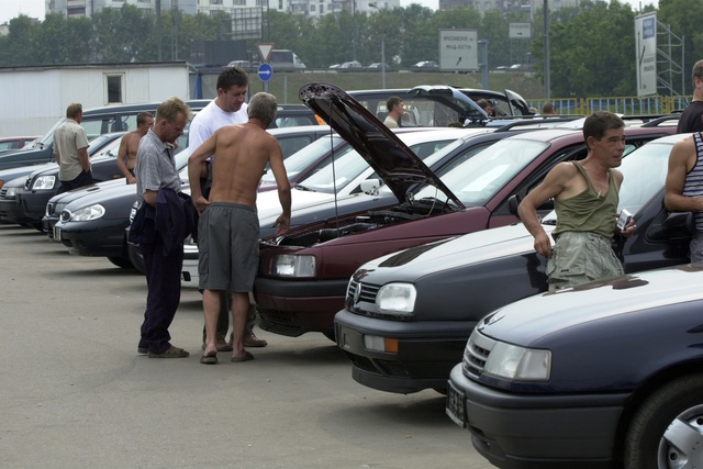 Подержанные автомобили в 2015 году подорожали почти на 50%