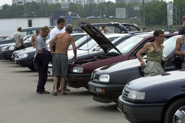 Подержанные автомобили в 2015 году подорожали почти на 50%