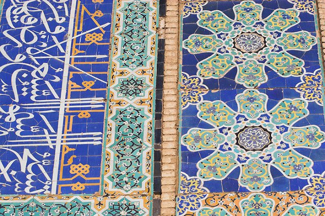 В екатеринбургскую мечеть нагрянули ОМОН и ФСБ