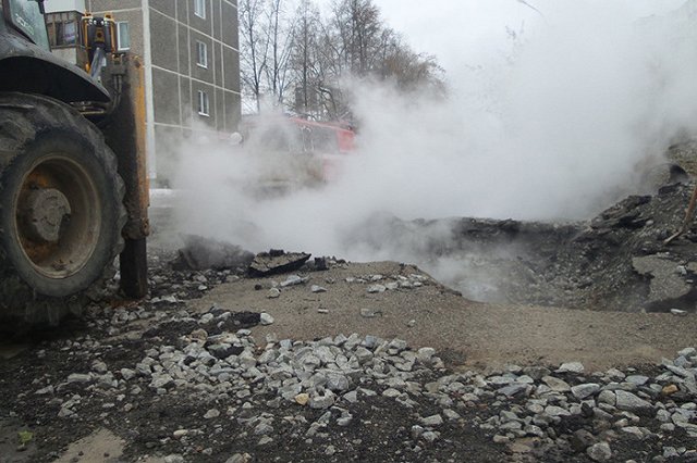 Двести домов остались без тепла и горячей воды в Екатеринбурге