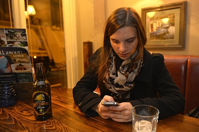 Ученые выяснили, что помогает людям справляться с переживаниями