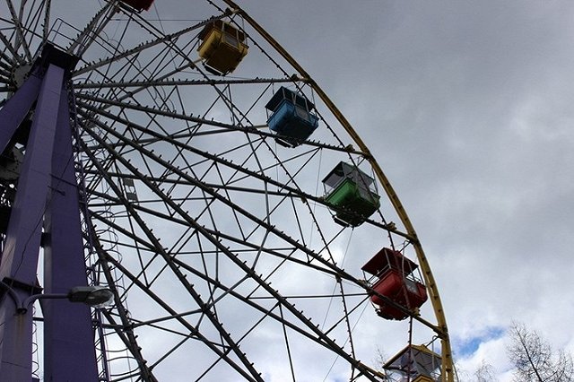 Следственный комитет начал проверку по факту обрушения аттракциона в ЦПКиО