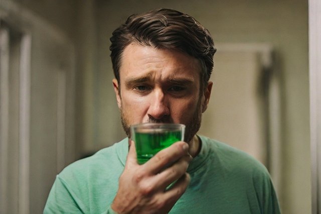 Daily Mail: Ополаскиватель для полости рта может спровоцировать развитие рака