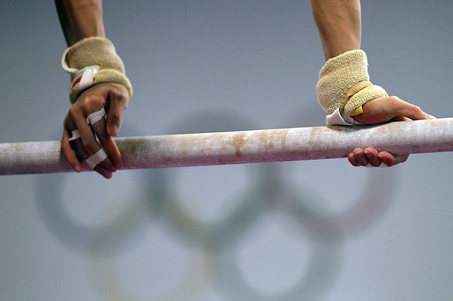 Советский гимнаст будет судиться с экс-коллегой, обвинившей его в изнасиловании