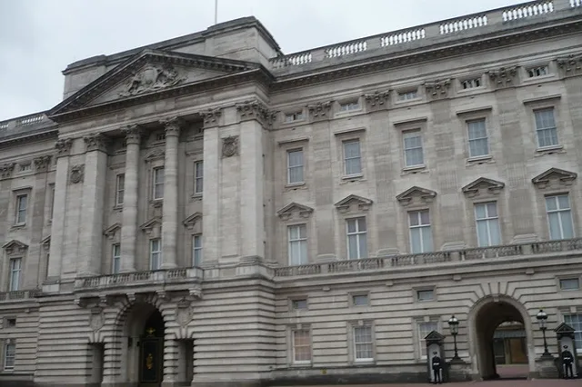 Сыновья принцессы Дианы обвинили BBC в причастности к возникновению у нее паранойи