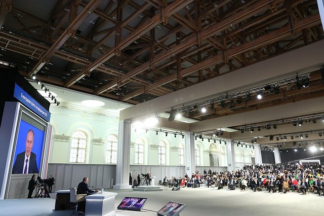 Путин: СССР развалили внутренние силы, обслуживающие чужие интересы