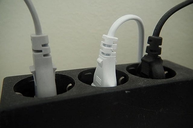 В Свердловской области обнаружили майнинговую ферму, которая украла электричества на 1 миллиард