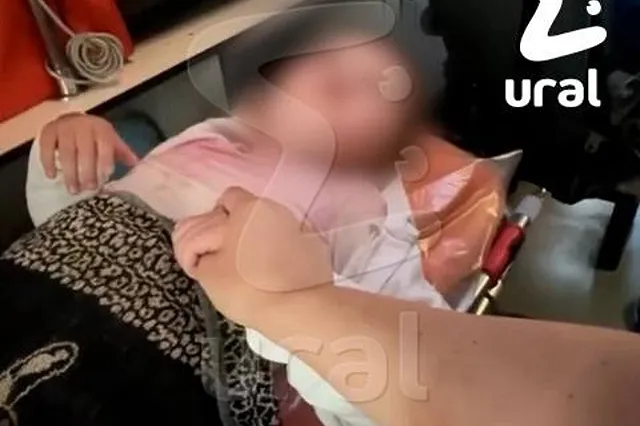 В Екатеринбурге шкаф упал на 5-летнюю девочку, сломав ей позвоночник в четырёх местах