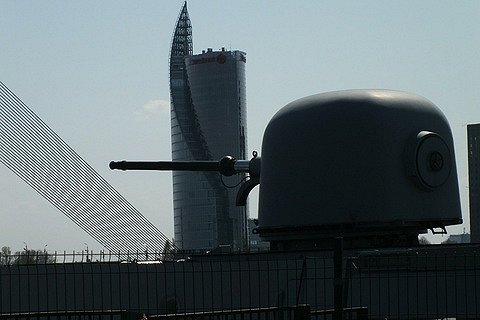 Четыре военных корабля НАТО вошли в Черное море